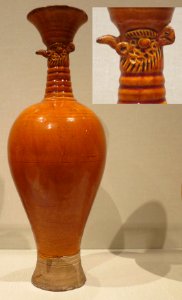 Chinese vase with birdhead design, Liao dynasty, earthenware with glaze, HAA photo