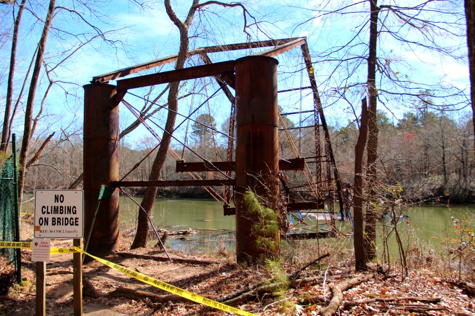 Chattahoochee River NRA - Jones Bridge ruins, Feb 2018 1