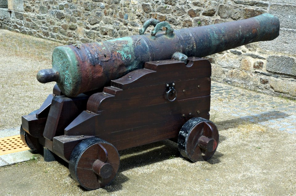 Chateau-cannon-20060523-074