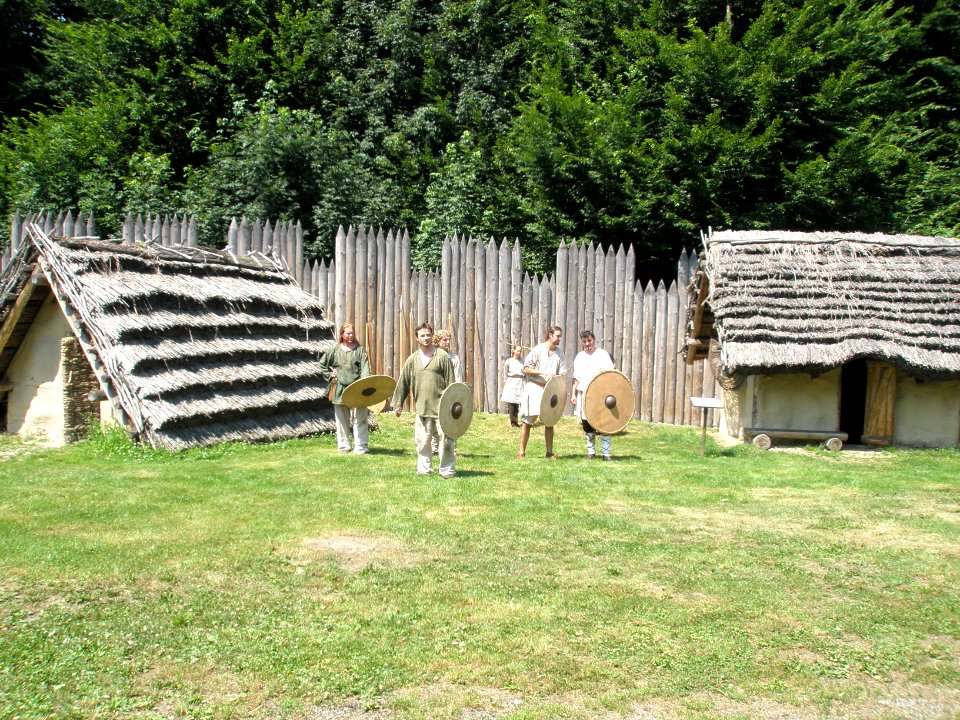 Chotebuz archeopark Tizon 2