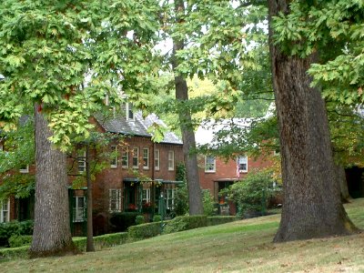 Chatham Village, 2005-10-14, 04