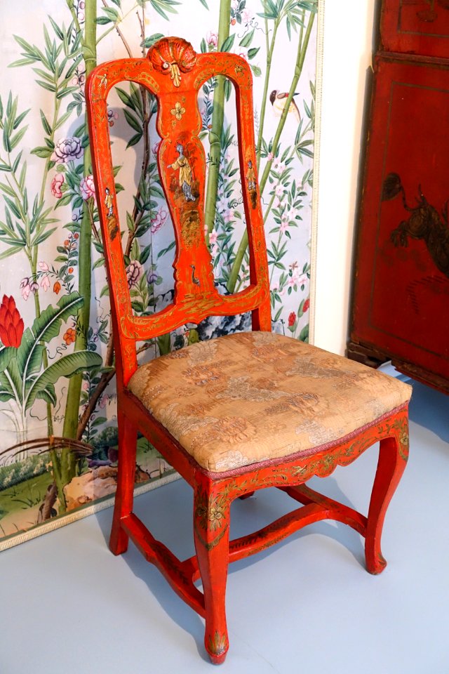 Chinoiserie chair, 1 of 2, unidentified - Museo Nacional de Artes Decorativas - Madrid, Spain - DSC08431