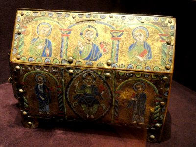 Chasse, 1200-1250, French, Limoges, gilded copper and enamel over wooden core - Cleveland Museum of Art - DSC08505