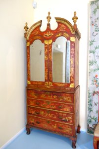 Chinoiserie bureau cabinets, 1 of 2, London, c. 1730-1740 AD, probably by Giles Grendey - Museo Nacional de Artes Decorativas - Madrid, Spain - DSC08426