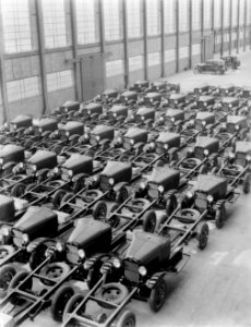 Chassis van Ford trucks opgesteld tbv assemblage, Bestanddeelnr 252-0946