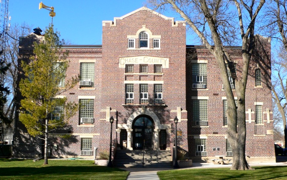 Chase County, Nebraska courthouse from E 2