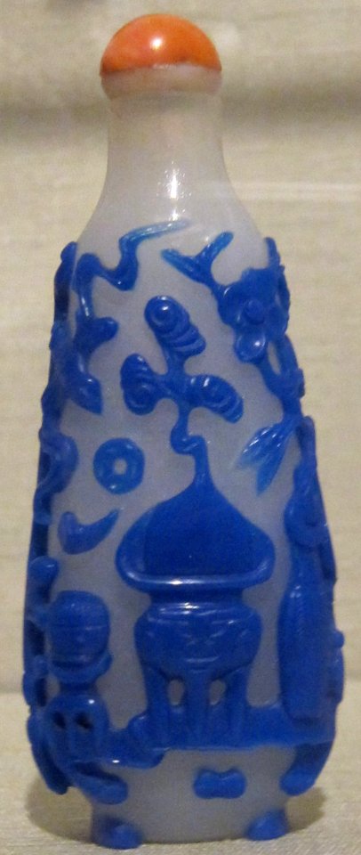 Chinese snuff bottle, 19th century, glass bottle with coral stopper, Honolulu Museum of Art
