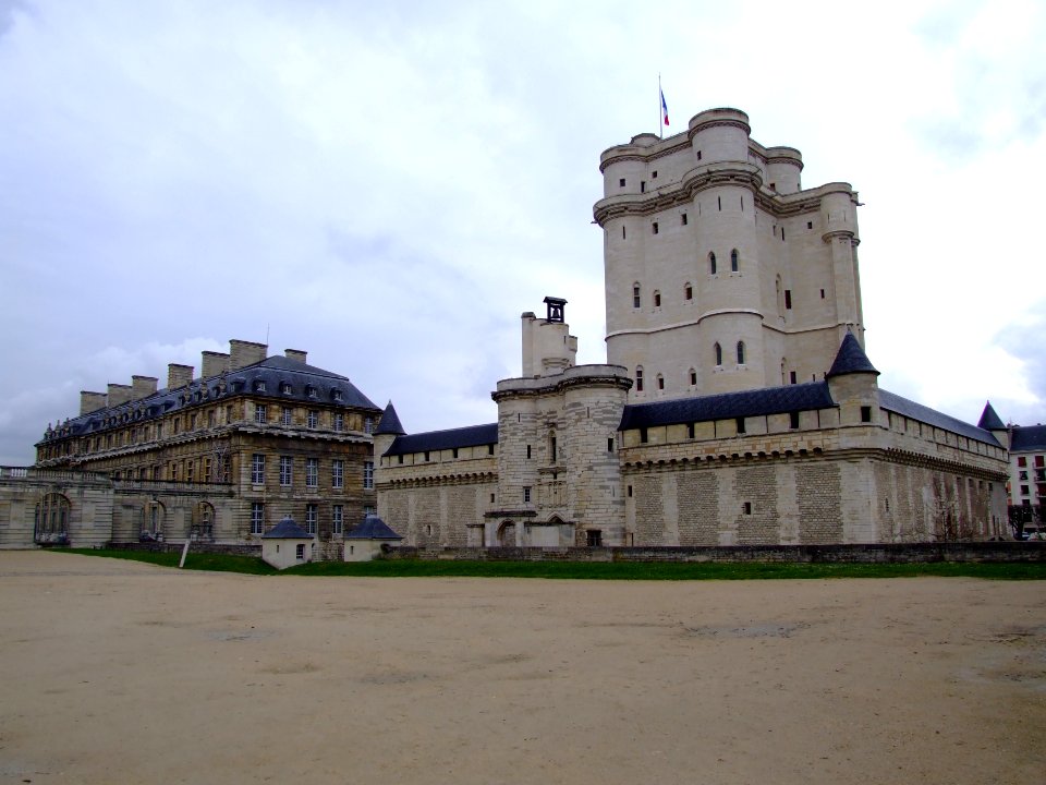 Chateau de Vincennes on a rainy day