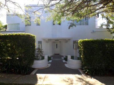 Chateau Nous entrance