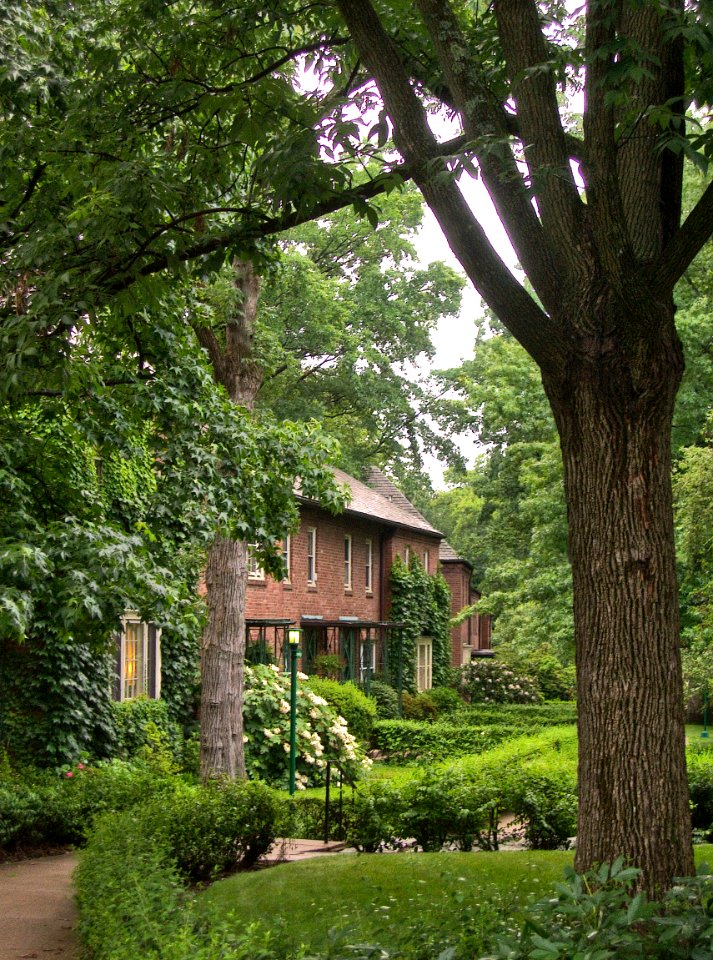 Chatham Village, 2015-06-25, 02