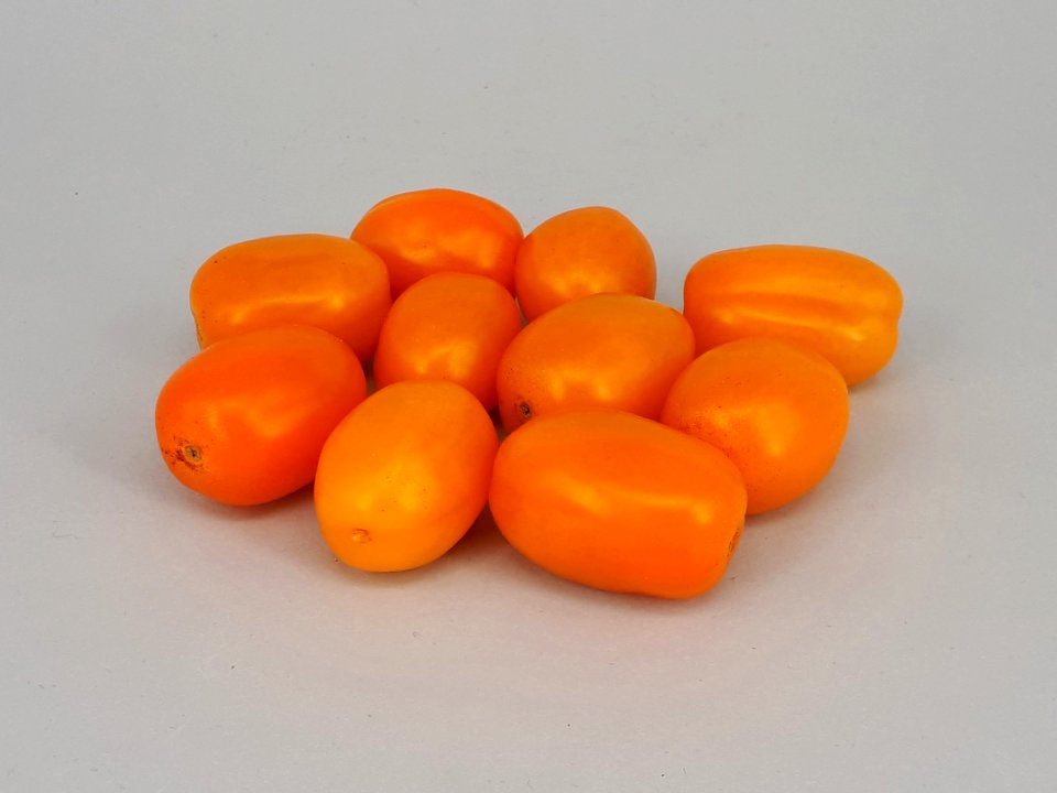 Cherry Bambelo tomatoes 2017 A2