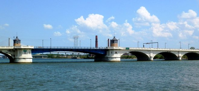 Cherry Street Bridge, Toledo crop