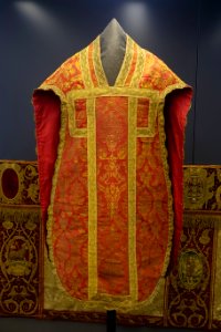 Chasuble, Se de Coimbra, 1550-1600 - Museu Nacional de Machado de Castro - Coimbra, Portugal - DSC00210