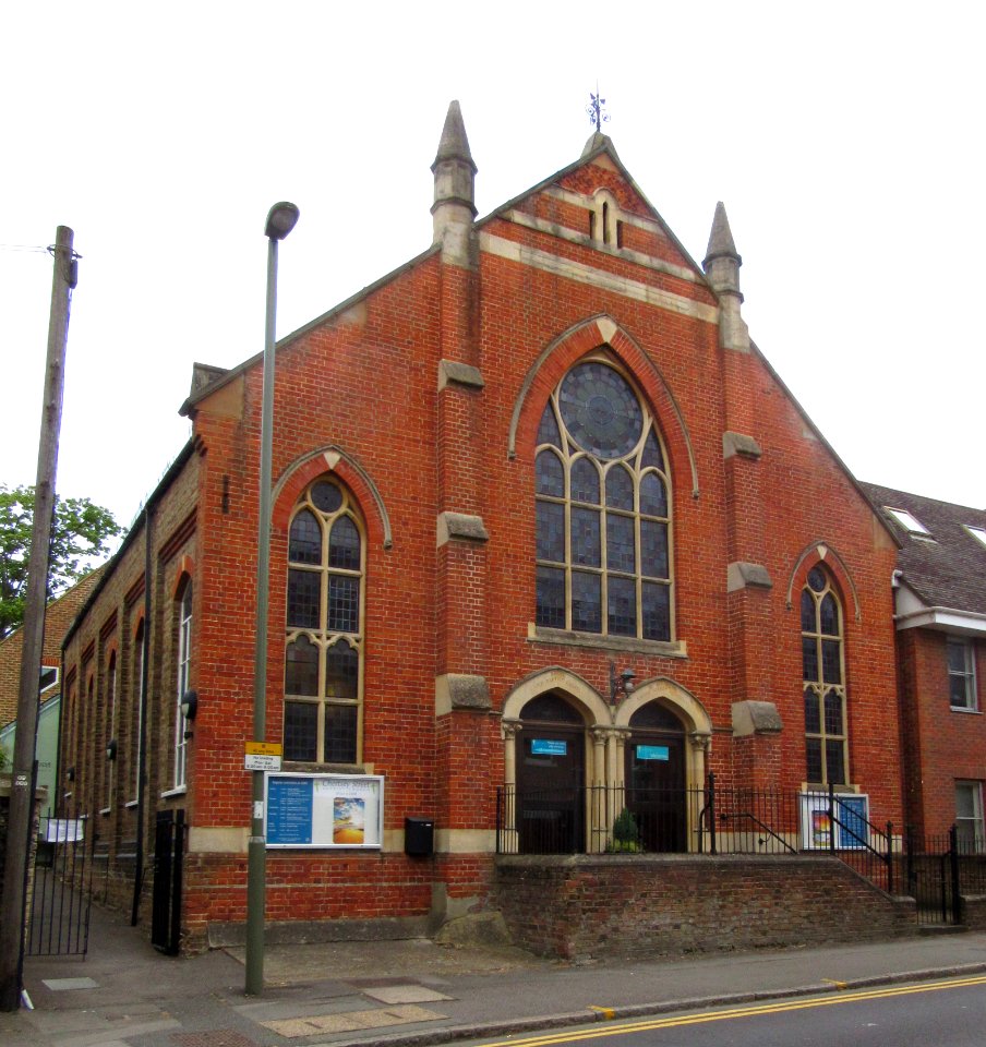 Chertsey Street Baptist Church, Chertsey Street, Guildford (June 2015) (2)