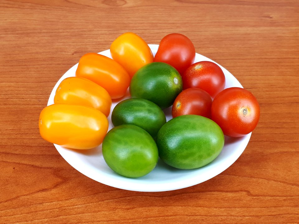 Cherry tomatoes - Bambelo - Dulcemiel - Nebula 2017 B