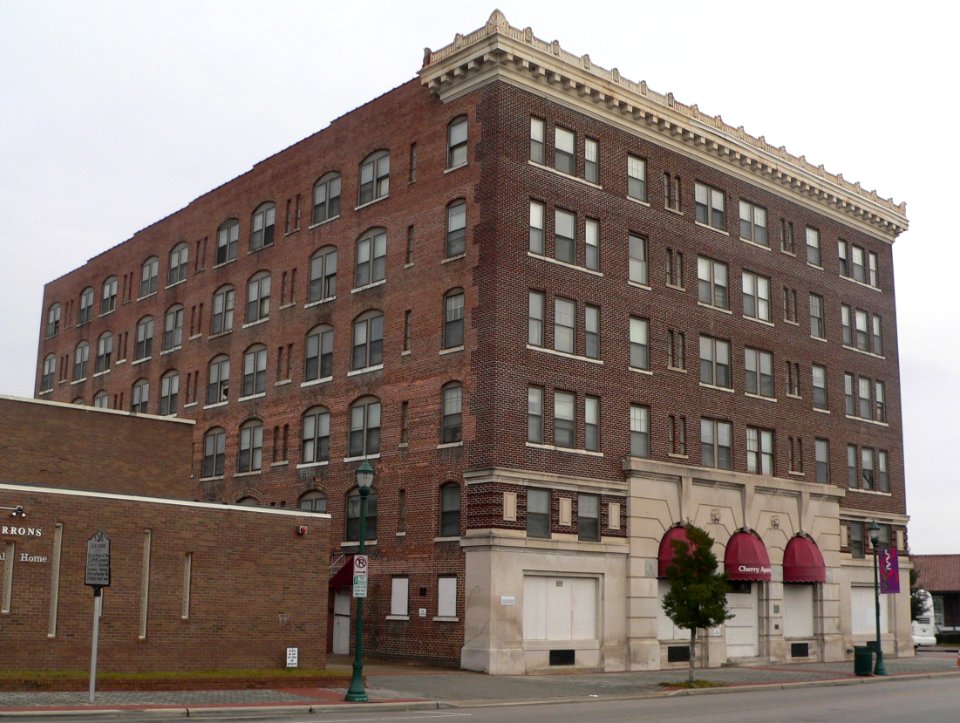 Cherry Apartments (Wilson NC) from W 2