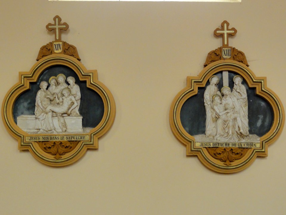 Chazelles-sur-Albe (M-et-M) église, chemin de croix, station 13 et 14