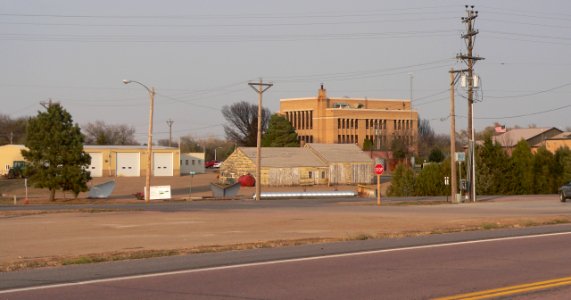 Charles Mix County courthouse from SW 5 long