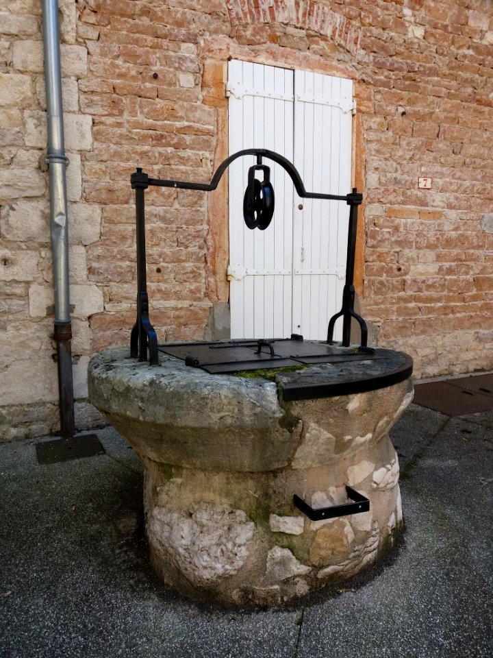 Chazay-d'Azergues - Puits