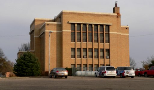 Charles Mix County courthouse from W 1