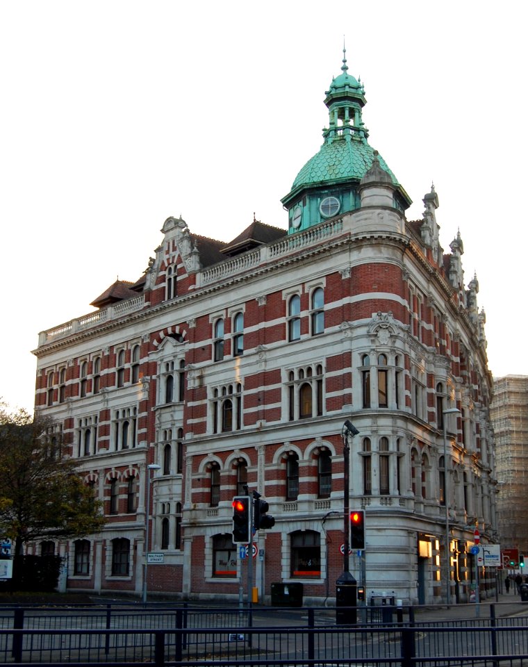 Charter House (Former Pearl Assurance Offices), Lord Montgomery Way, Portsmouth (NHLE Code 1245258) (November 2017) (2)