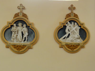 Chazelles-sur-Albe (M-et-M) église, chemin de croix, station 09 et 10
