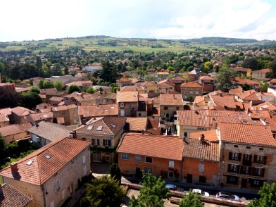 Chazay-d'Azergues - Vue sur le village côté de la place de la Platière depuis le beffroi de l'église Saint-Pierre