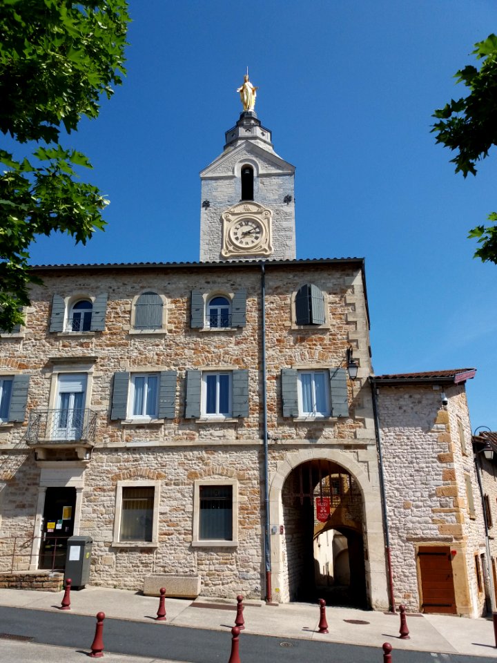 Chazay-d'Azergues - Musée et beffroi
