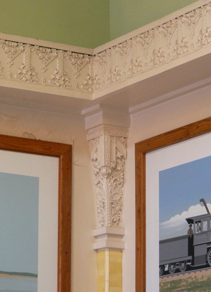 Charles Mix courthouse 2nd floor SE corner detail 1