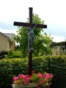 Chaumont-Porcien (Ardennes) croix de chemin