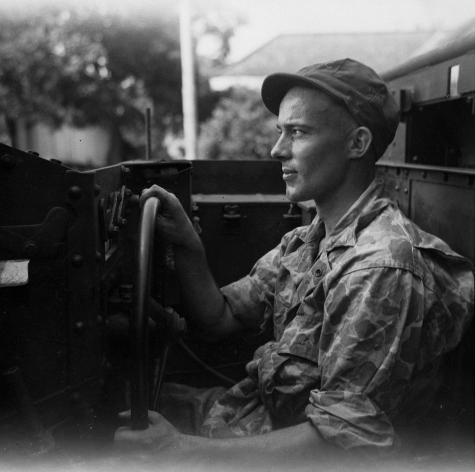 Chauffeur, Bestanddeelnr 11038