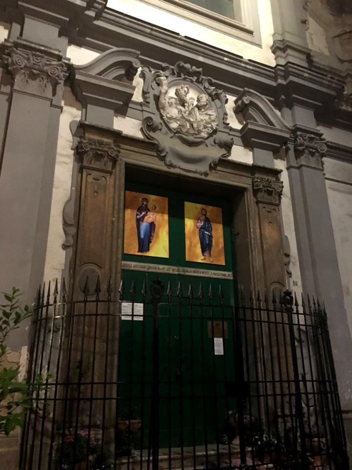 Chiesa dei Santi Marco e Andrea a Nilo – Portal (Naples)