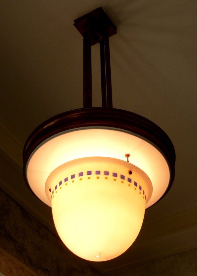 Charles Mix courthouse N vestibule lamp 1