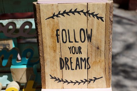 Wise dream hippy market