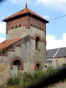 Chavigny (Aisne) tour pigeonnier