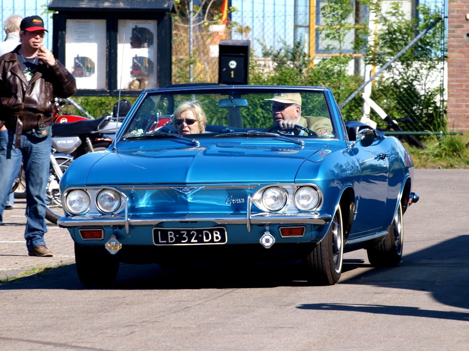 Chevrolet Corvair 1966 LB-32-DB pic-1
