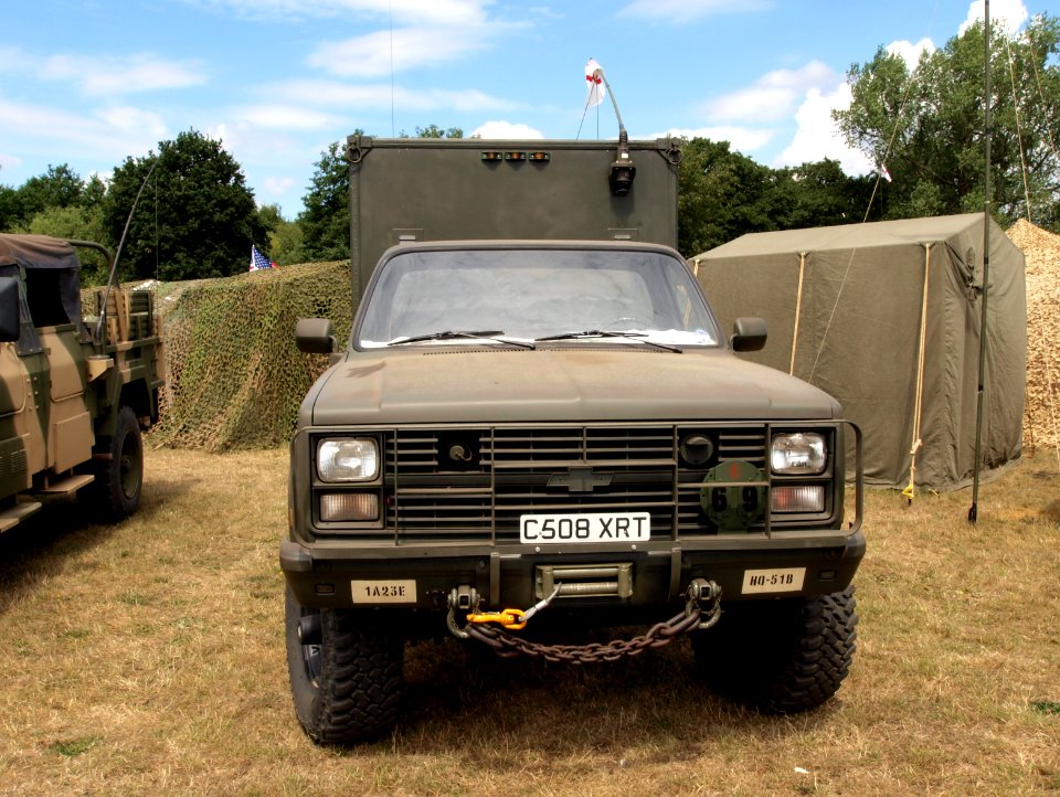 Chevrolet K30 Pick Up with box pic2