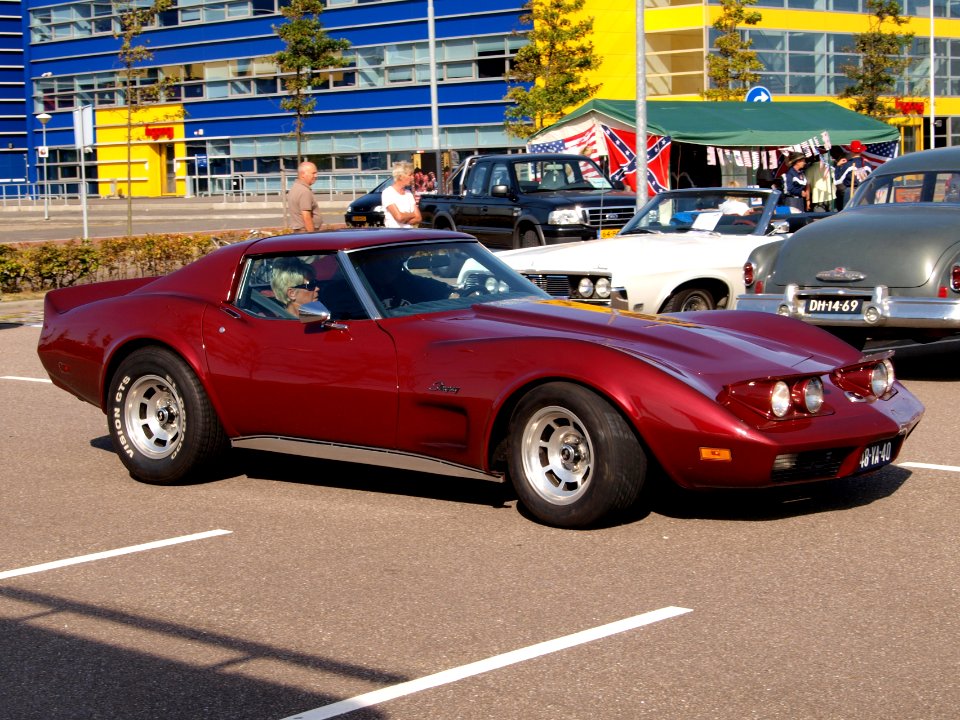 Chevrolet Corvette 48-YA-40 pic1