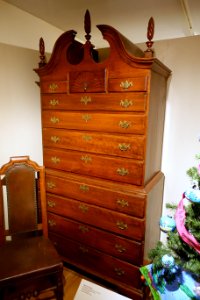 Chest-on-chest, attributed to Joseph Hosmer, Concord, 1782, cherry, white pine - Concord Museum - Concord, MA - DSC05589