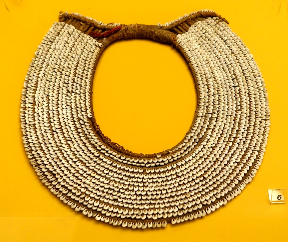 Chest ornament, Tolai, New Britain, 1950 - Südseeabteilung - Ethnological Museum, Berlin - DSC00958
