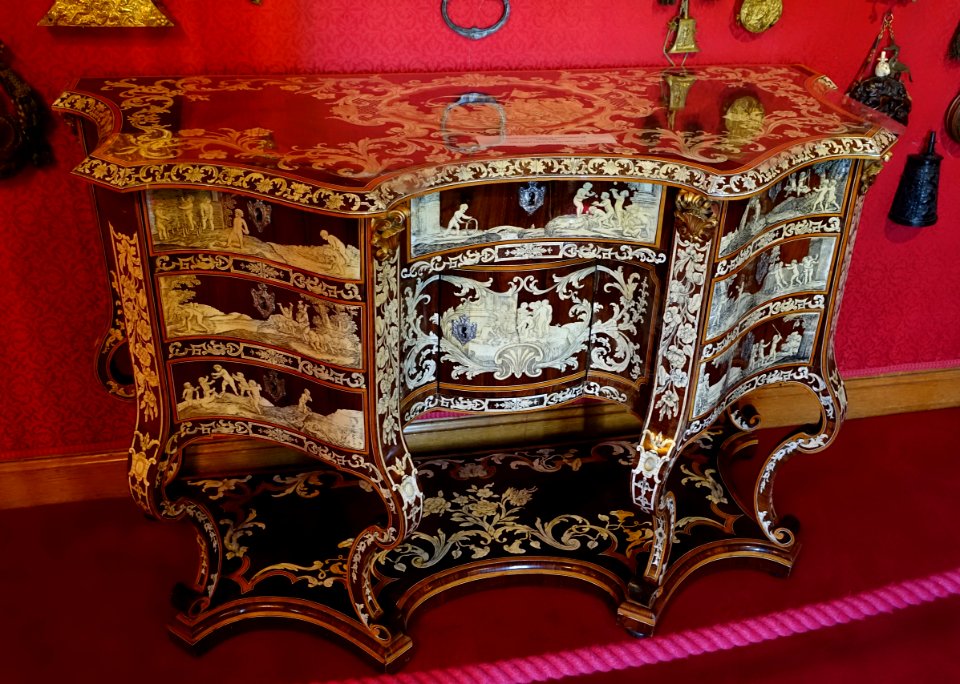Chest of drawers, 2 of 2, by Pietro Piffetti, Italy, c. 1735-1740 - Waddesdon Manor - Buckinghamshire, England - DSC07812