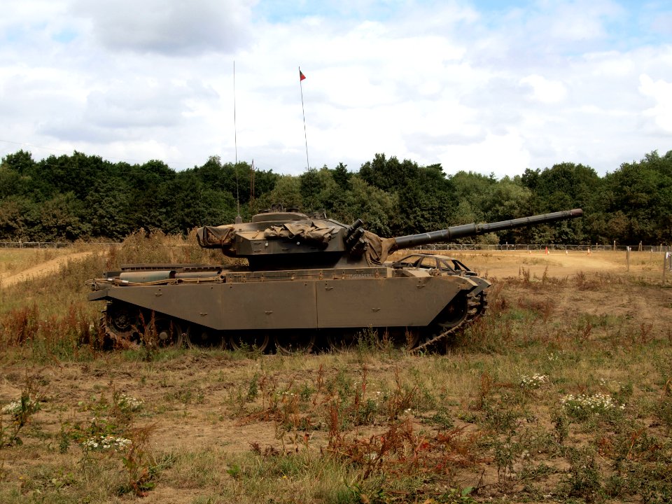 Chieftain MBT pic-033