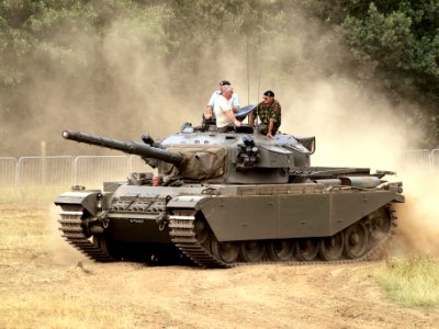 Chieftain MBT pic-028