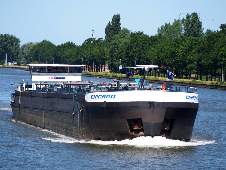 Chicago - ENI 02332788, Amsterdam-Rijn kanaal, pic1