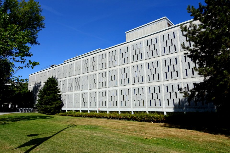 Chemistry B Block, South Wing - University of British Columbia Vancouver - DSC07658