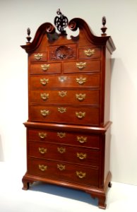 Chest-on-Chest, Philadelphia, 1750-1760, carving attributed to Nicholas Bernard, mahogany with tulip poplar and white cedar - Chazen Museum of Art - DSC02660