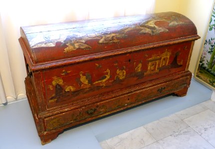 Chest, unidentified - Museo Nacional de Artes Decorativas - Madrid, Spain - DSC08439