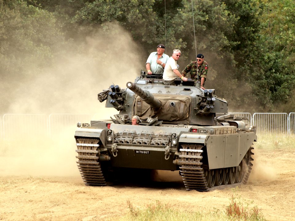 Chieftain MBT pic-027