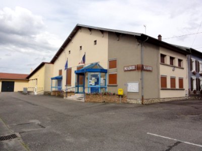 Chenevières (M-et-M) mairie