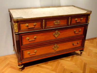 Chest of Drawers, about 1775-1792, attributed to Claude-Charles Saunier, France, oak, coralwood, mahogany veneer, marble top, gilt bronze - Cleveland Museum of Art - DSC08850